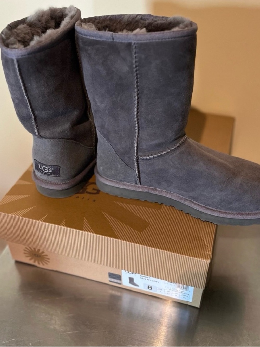 UGG Classic Short II Gray Boots NWT